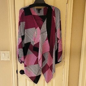 Geometric Patterned Women's Blouse
